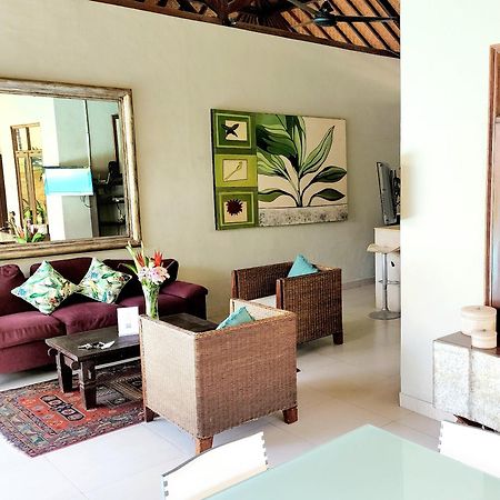 Villa Taman Rahasia, Sitara Villa Group Семіньяк Екстер'єр фото