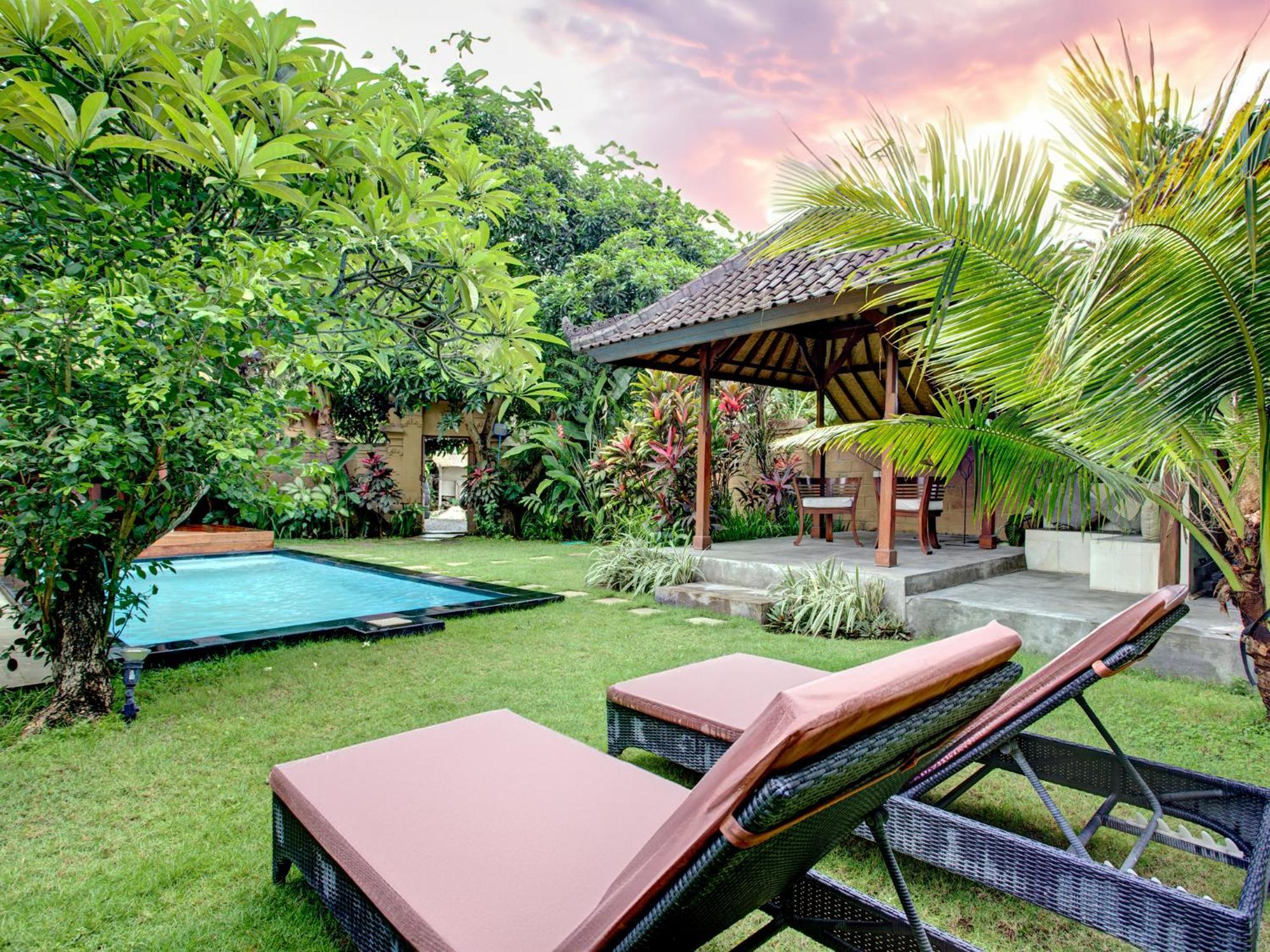 Villa Taman Rahasia, Sitara Villa Group Семіньяк Екстер'єр фото