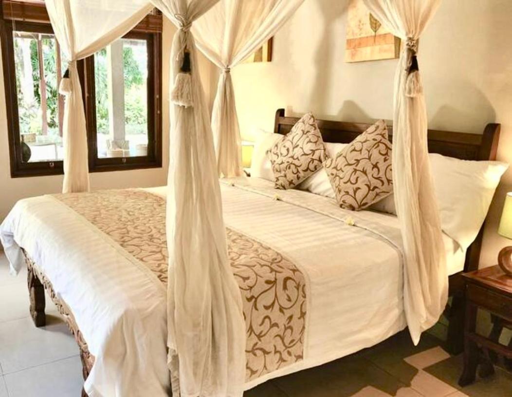 Villa Taman Rahasia, Sitara Villa Group Семіньяк Екстер'єр фото